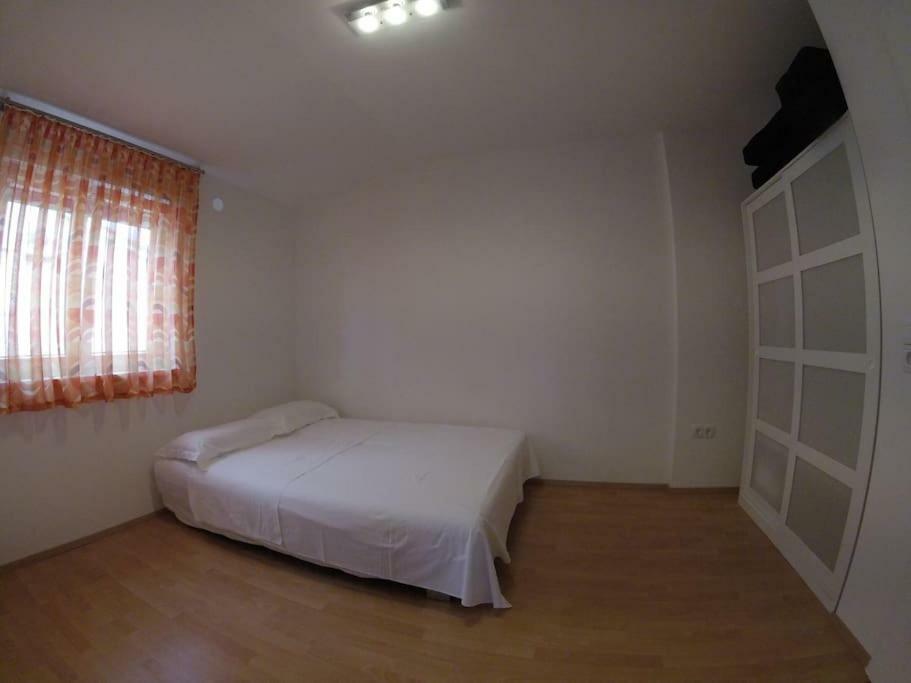 Apartments Babic Sukošan Exterior foto